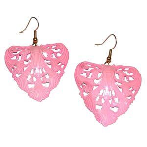 Pastel pink cute pretty gold heart earrings hanging coquette vintage y2k 2000s